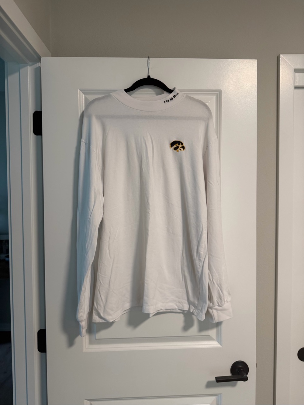 Iowa Hawkeye White Long-Sleeve Tee with Small Black & Gold Logo